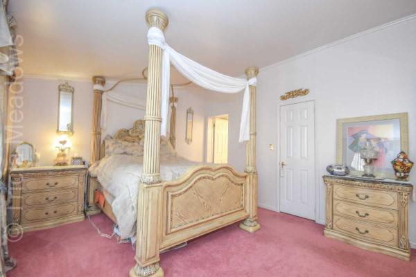 Tricia Meadows 854 Woodchuck DriveMount Laurel, NJ 08054