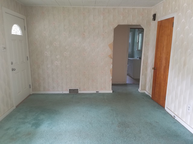 32 Grant AveMount Ephraim, NJ, 08059Camden County