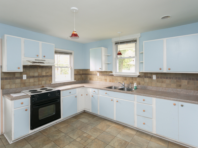 329 Thompson AvePaulsboro, NJ, 08066Gloucester County