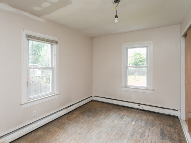 329 Thompson AvePaulsboro, NJ, 08066Gloucester County