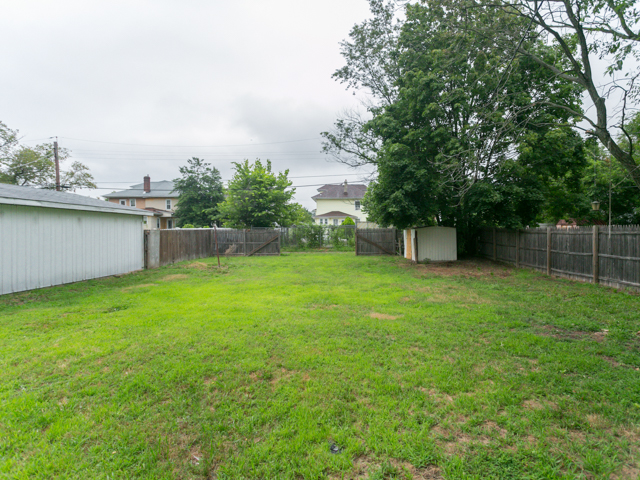 329 Thompson AvePaulsboro, NJ, 08066Gloucester County