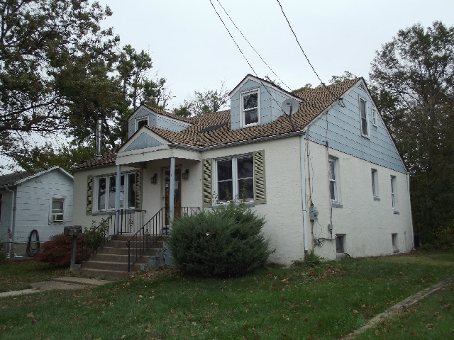 32 Saint Clair RdRunnemede, NJ, 08078Camden County