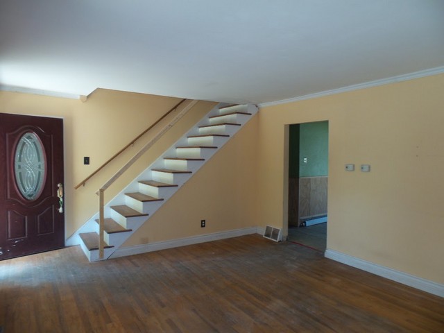 69 Plymouth RoadSicklerville, NJ, 08081Camden County