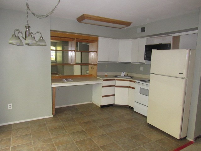 1001 Berwyck CtSicklerville, NJ, 08081Camden County
