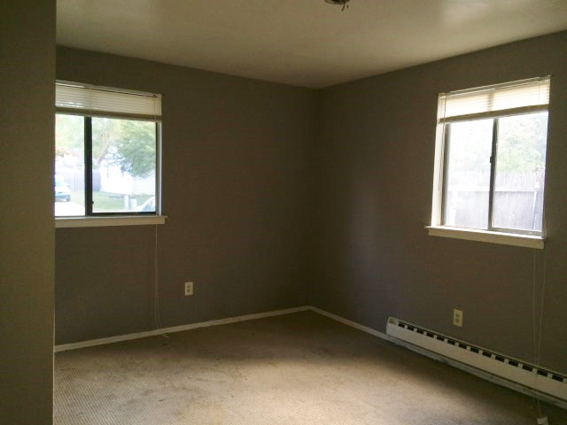 64 Cambridge AveSicklerville, NJ, 08081Camden County
