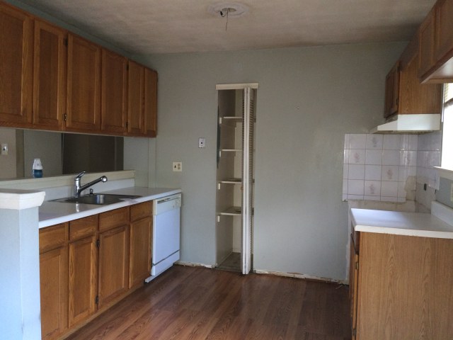 64 Cambridge AveSicklerville, NJ, 08081Camden County