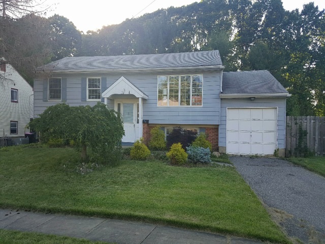 220 Woods LaneSomerdale, NJ, 08083Camden County