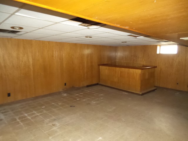 8 Cornell AveSomerdale, NJ, 08083Camden County