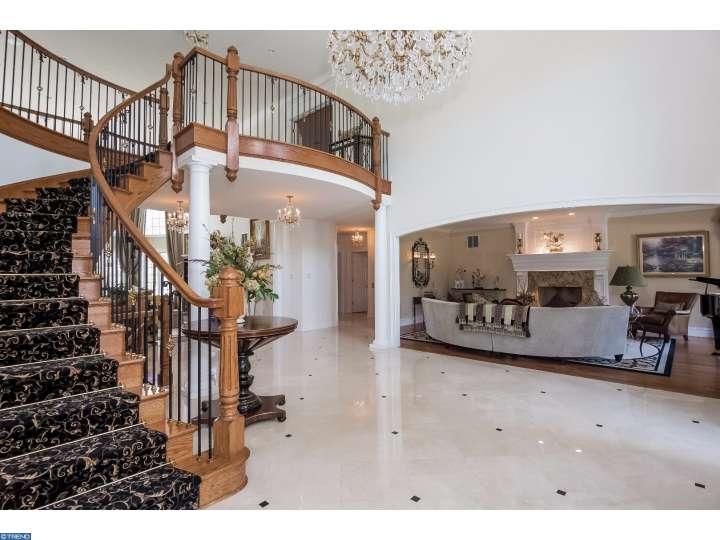 19 Red Onion Rd, Shamong, NJ 08088