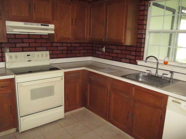 31 Chelsea PlaceSouthampton, NJ, 08088Burlington County