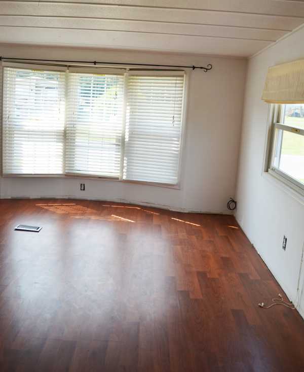 Colonial Estates 202 Harrison Ave.Williamstown, NJ 08094