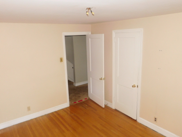 442 Hemlock TerWoodbury, NJ, 08096Gloucester County