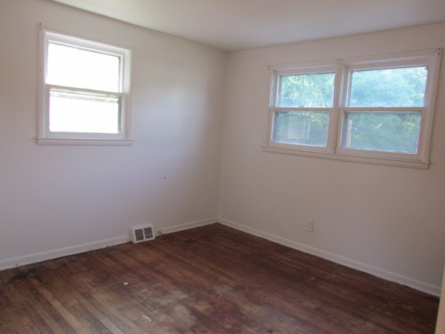 144 Queen AveWoodbury Heights, NJ, 08097Gloucester County