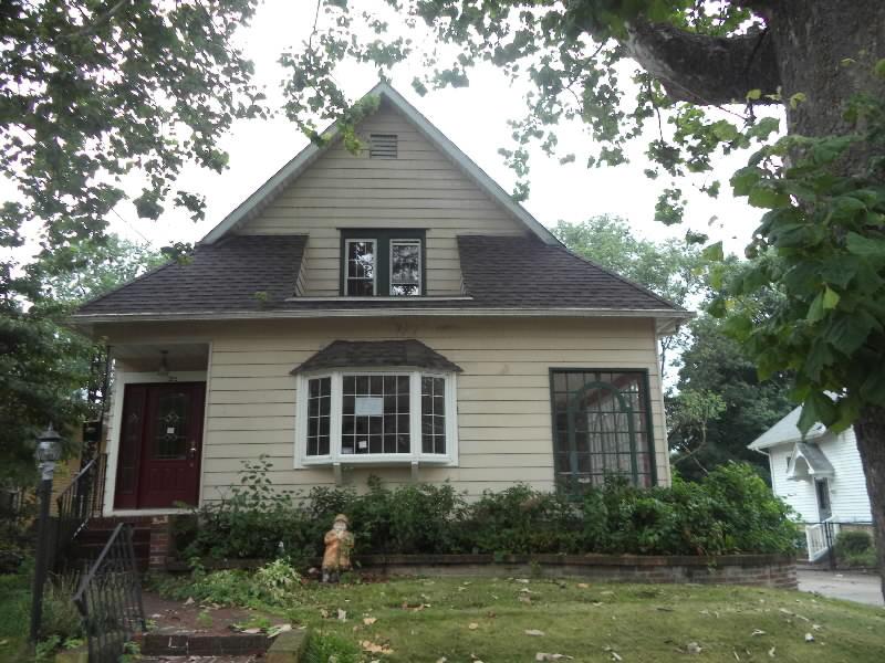 215 Spruce StAudubon, NJ, 08106Camden County