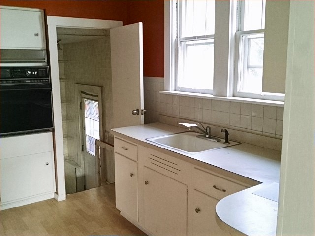 9 Lindis Farne AveHaddon Township, NJ, 08108Camden County