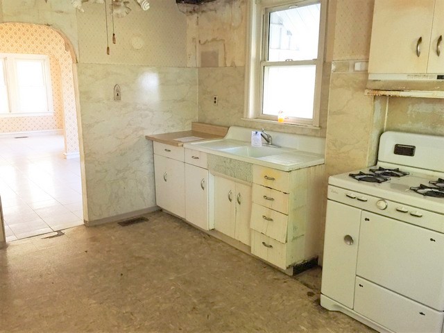 2414 47th StreetPennsauken, NJ, 08110Camden County