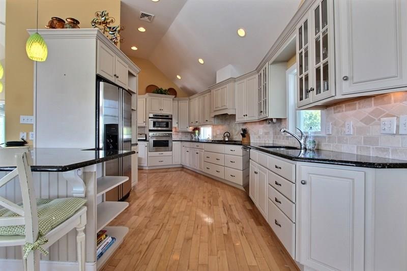 7698 Dune Drive, Avalon, NJ 08202