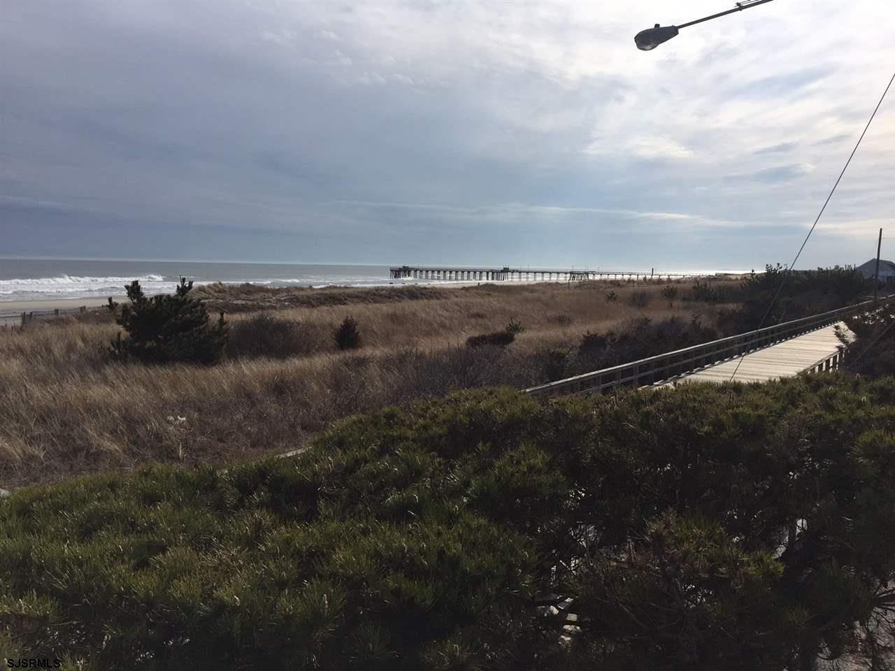 89 27th St E Street, Avalon Boro, NJ 08202