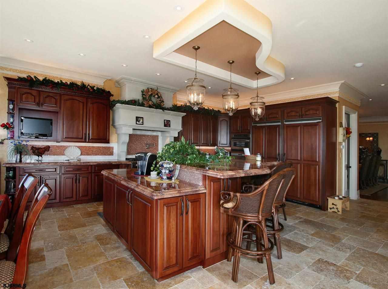 524 W Shore Dr, Brigantine, NJ 08203