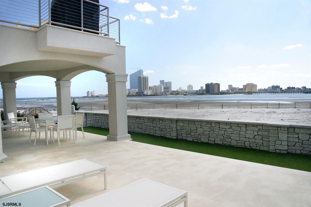 32 W Ocean Dr, Brigantine, NJ 08203