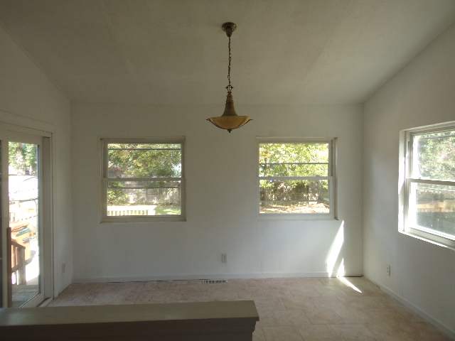 323 Jackson AveNorthfield, NJ, 08225Atlantic County