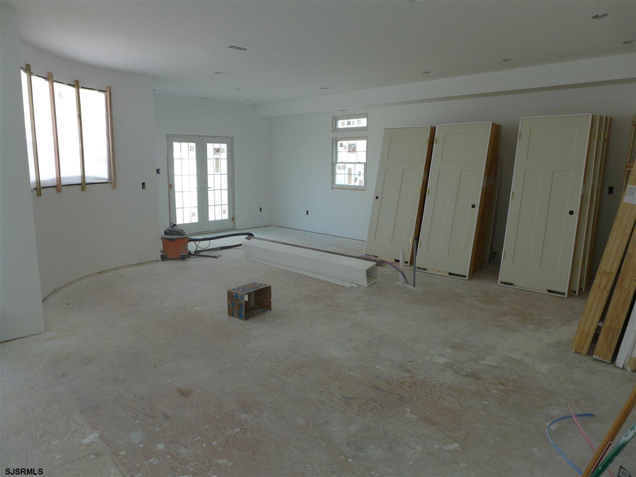 1920 Wesley Ave, Ocean City, NJ 08226