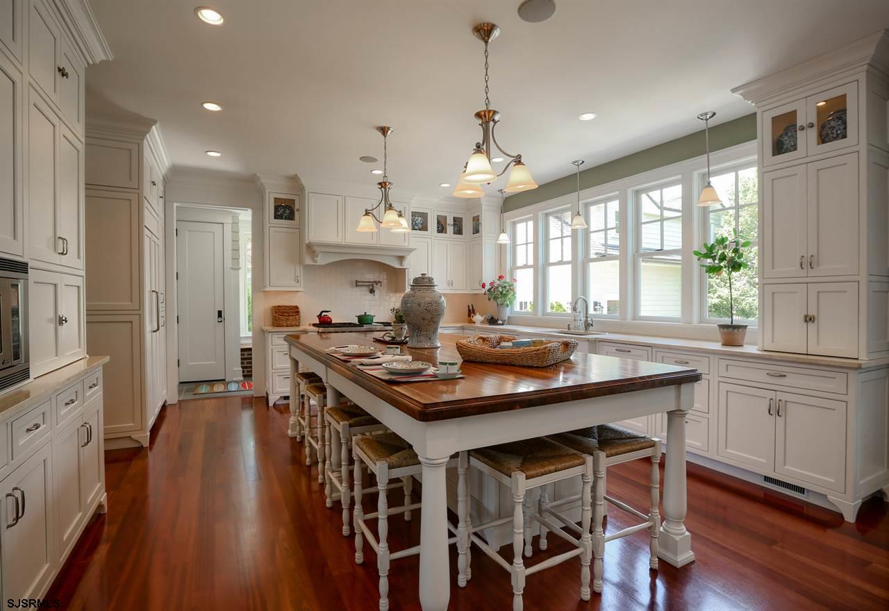 515 E Atlantic Blvd, Ocean City, NJ 08226
