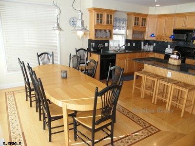 3925-27 Central Ave, Ocean City, NJ 08226