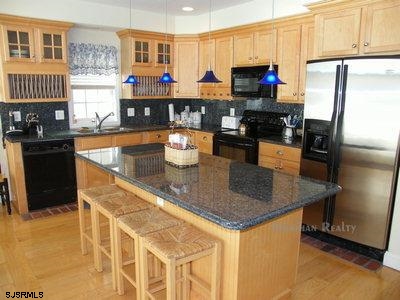3925-27 Central Ave, Ocean City, NJ 08226