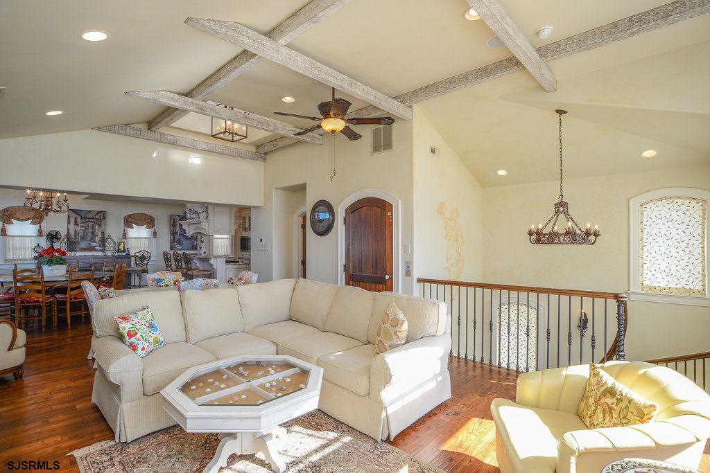 1560 Boardwalk, Ocean City, NJ 08226