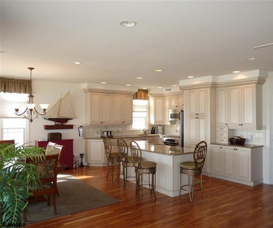 5201-03 Central Ave, Ocean City, NJ 08226