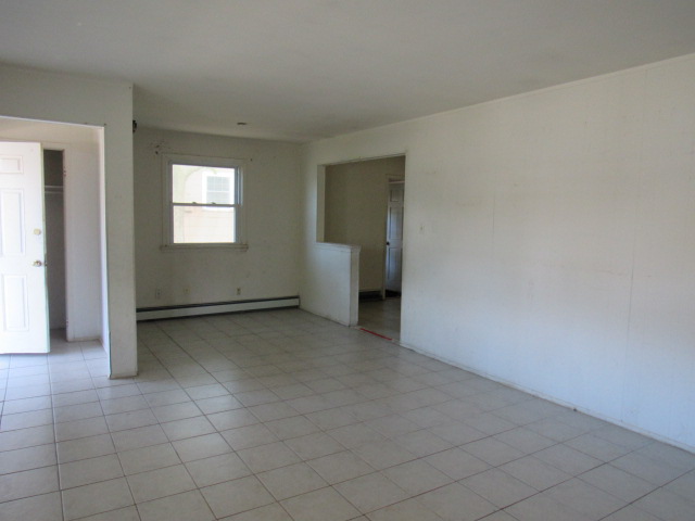 239 W Ridgewood AvePleasantville, NJ, 08232Atlantic County