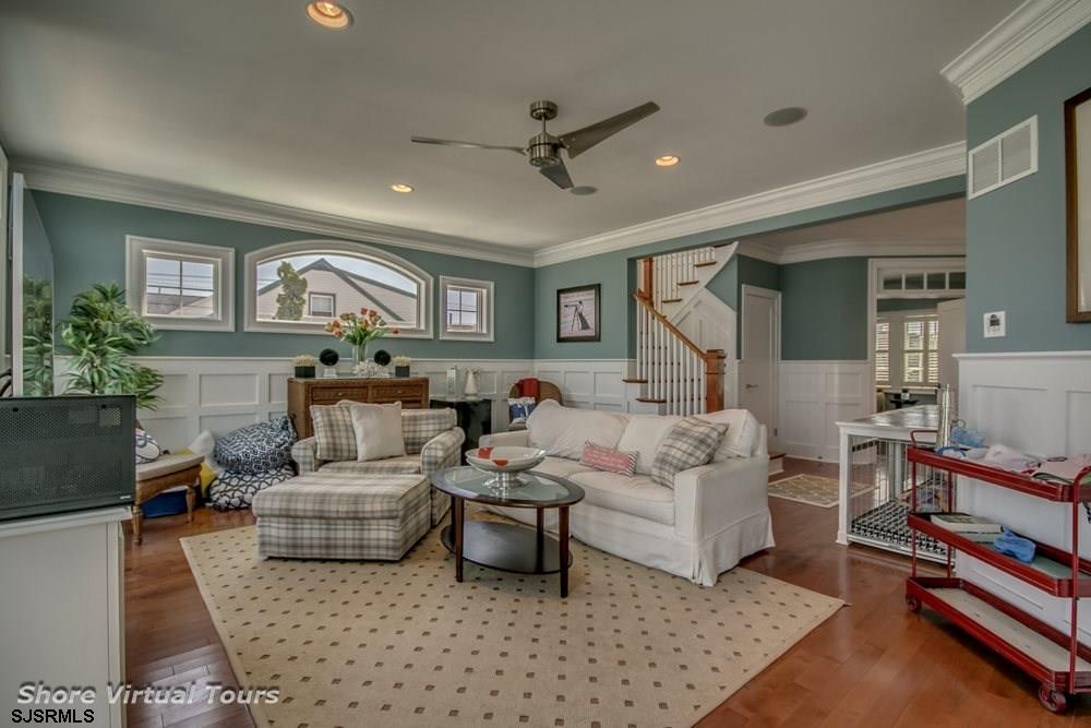 308 92nd St, Stone Harbor, NJ 08247