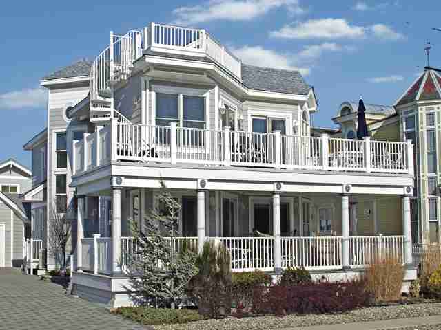 106 120th Street, Stone Harbor, NJ 08247