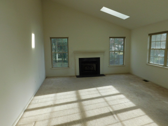 180 Deerwood DrFranklinville, NJ, 08322Gloucester County