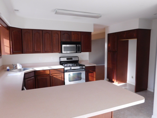 180 Deerwood DrFranklinville, NJ, 08322Gloucester County
