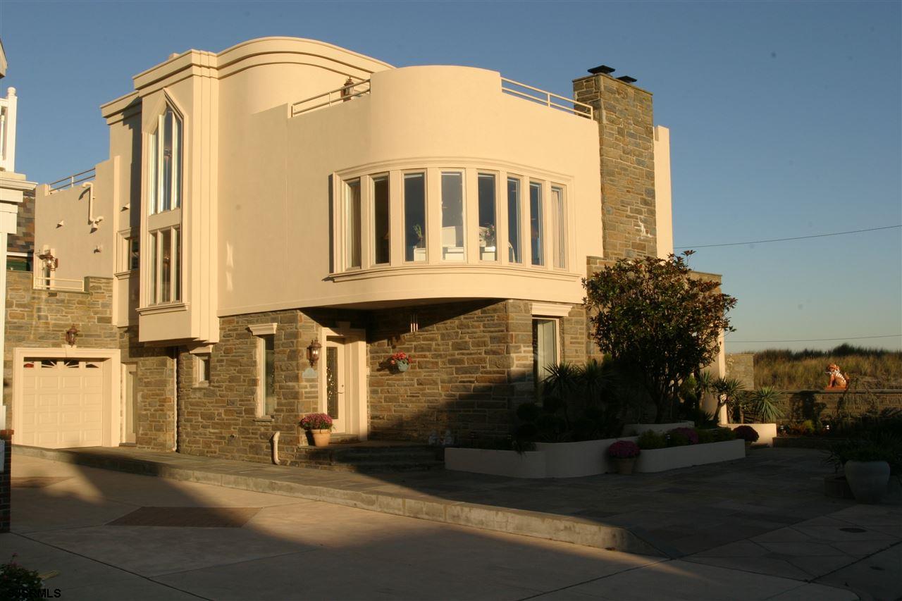 111 S Union Ave, Margate, NJ 08402