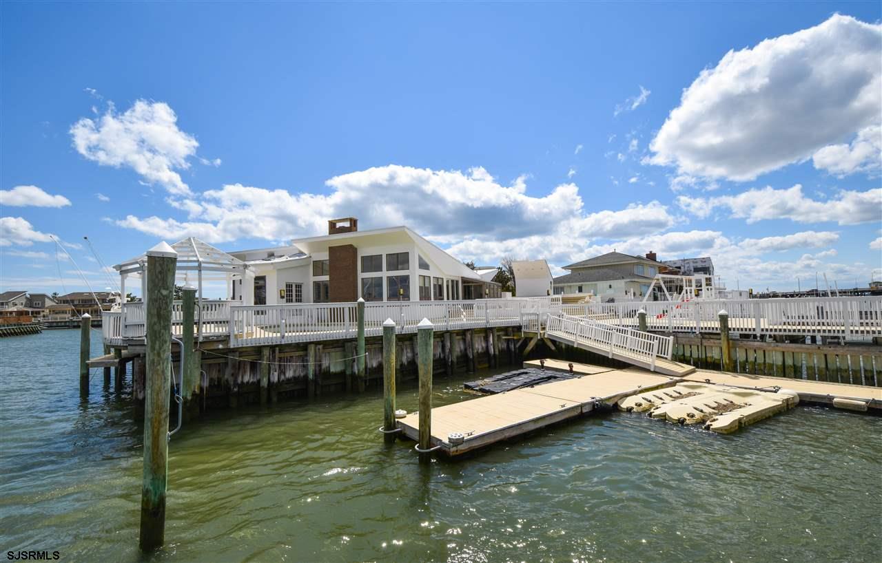 8201 Bayshore Drive West, Margate, NJ 08402