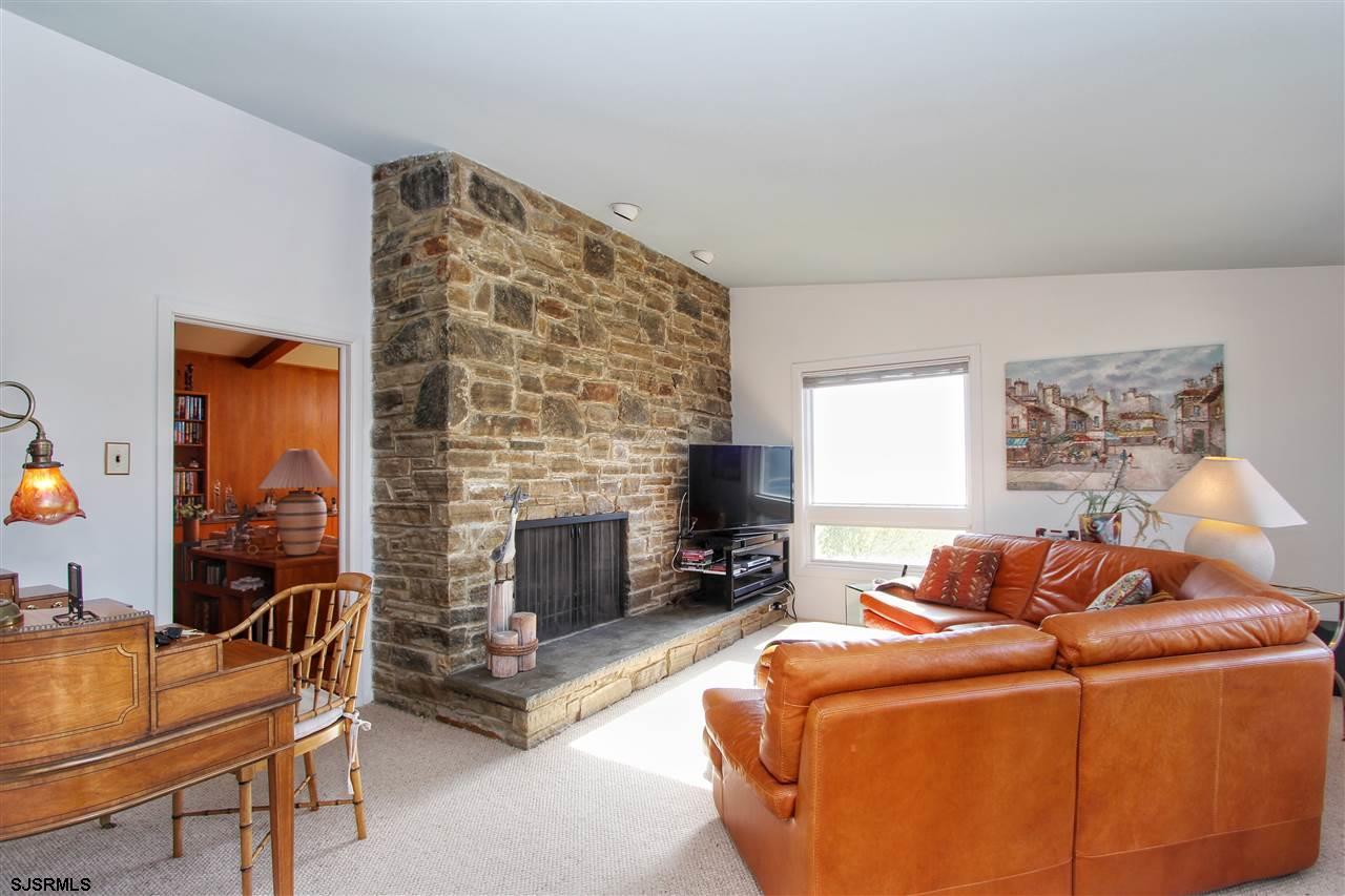 5 & 6 Dolphin Dr, Margate, NJ 08402