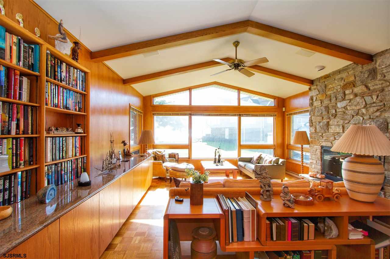 5 & 6 Dolphin Dr, Margate, NJ 08402