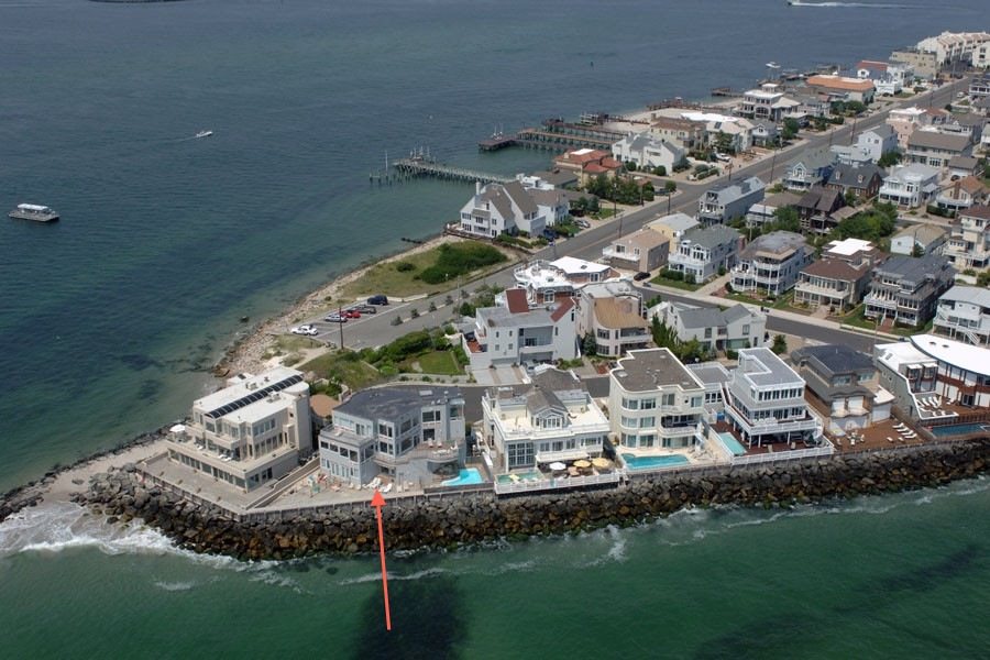 7 Point Dr, Longport Borough, NJ 08403