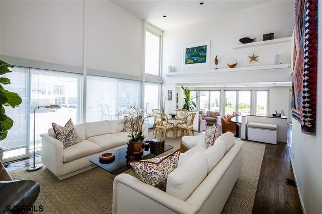 4 Point Dr, Longport Borough, NJ 08403
