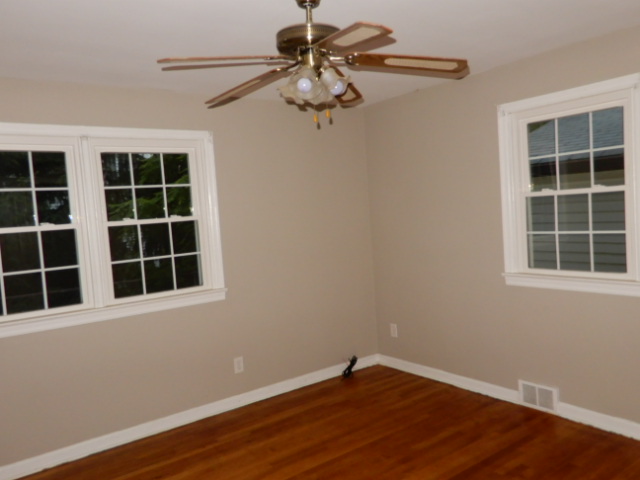 214 Pine StBordentown, NJ, 08505Burlington County