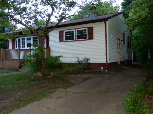 214 Pine StBordentown, NJ, 08505Burlington County