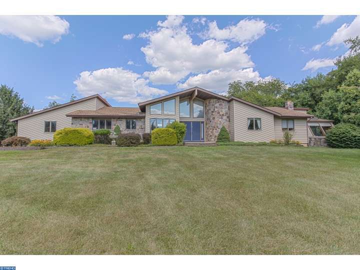 19 WYGANT RD, Cream Ridge, NJ 08514