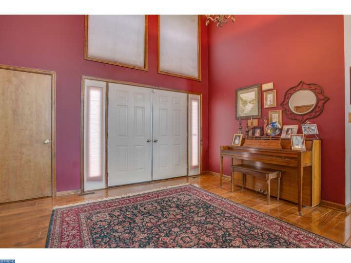 19 WYGANT RD, Cream Ridge, NJ 08514