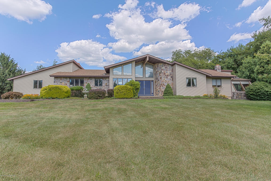 19 Wygant Road, Cream Ridge, NJ 08514