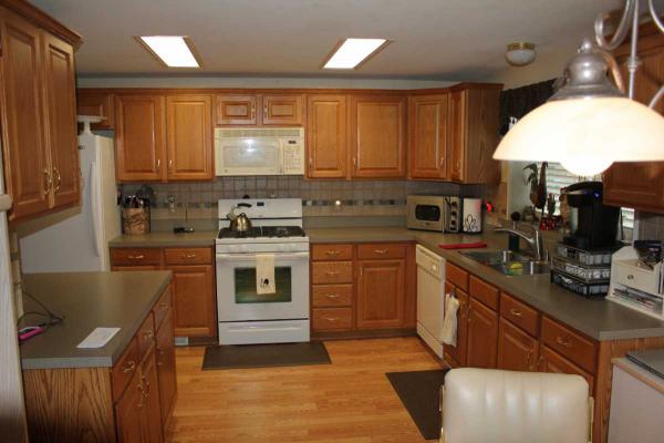Shady Rest Mobile Home Park312 Route 130East Windsor, NJ 08520
