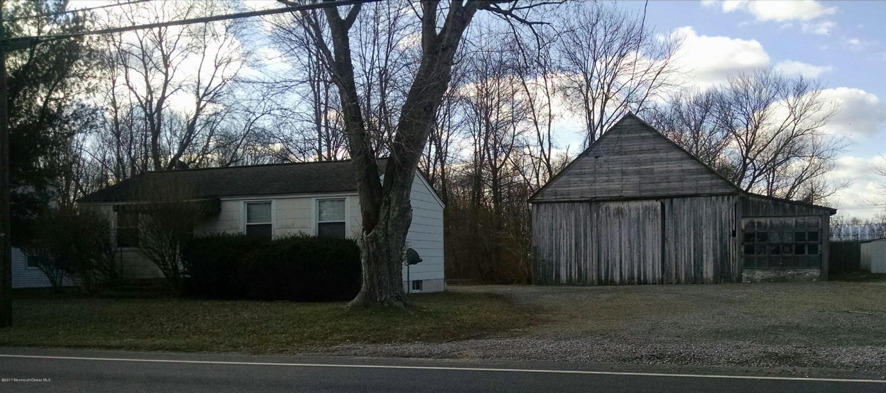 34 Cedar Street, New Egypt, NJ 08533