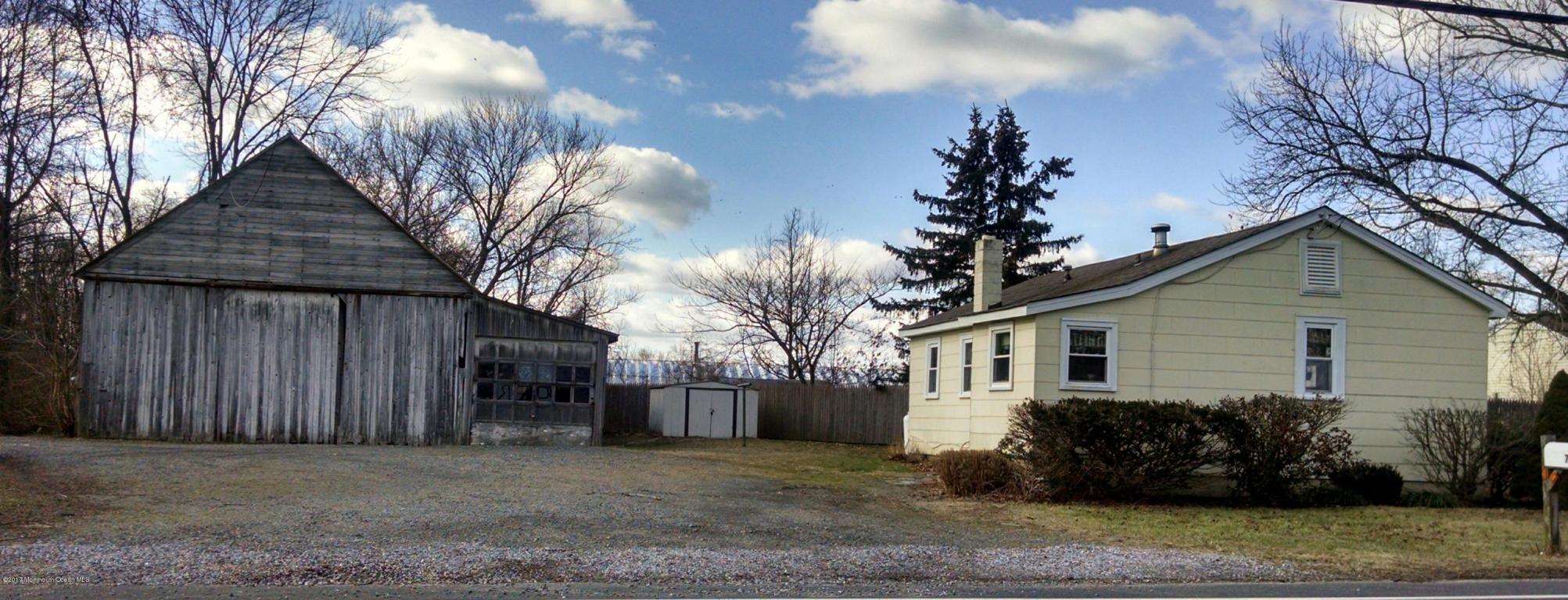 34 Cedar Street, New Egypt, NJ 08533